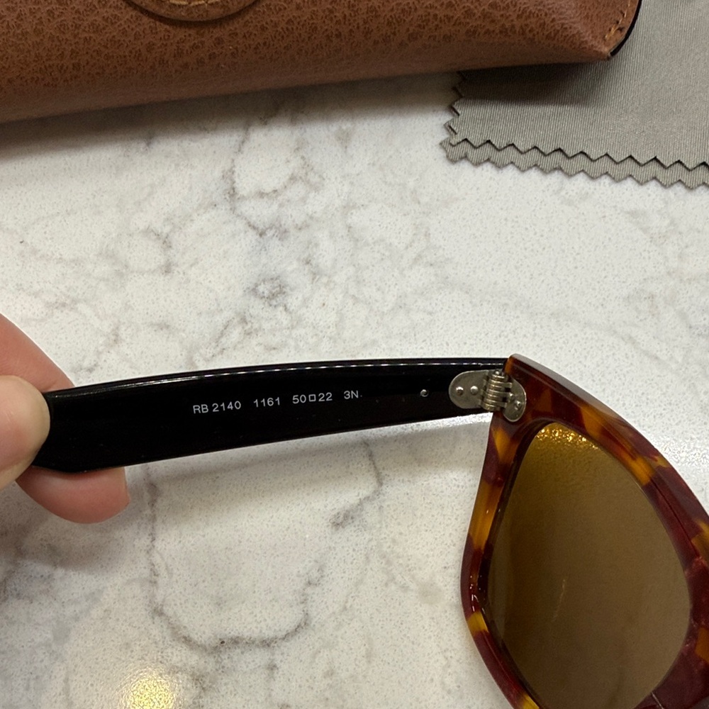 Ray-Ban Wayfarer Brown Tortoise Shell Frame Sunglasses w/ Brown Lenses - Picture 7 of 8